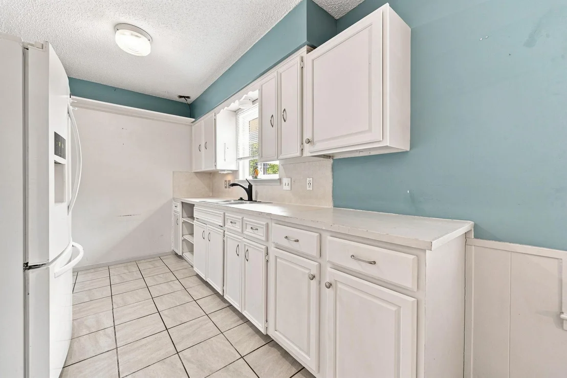 Photo of 7004 Whispering Oaks DR