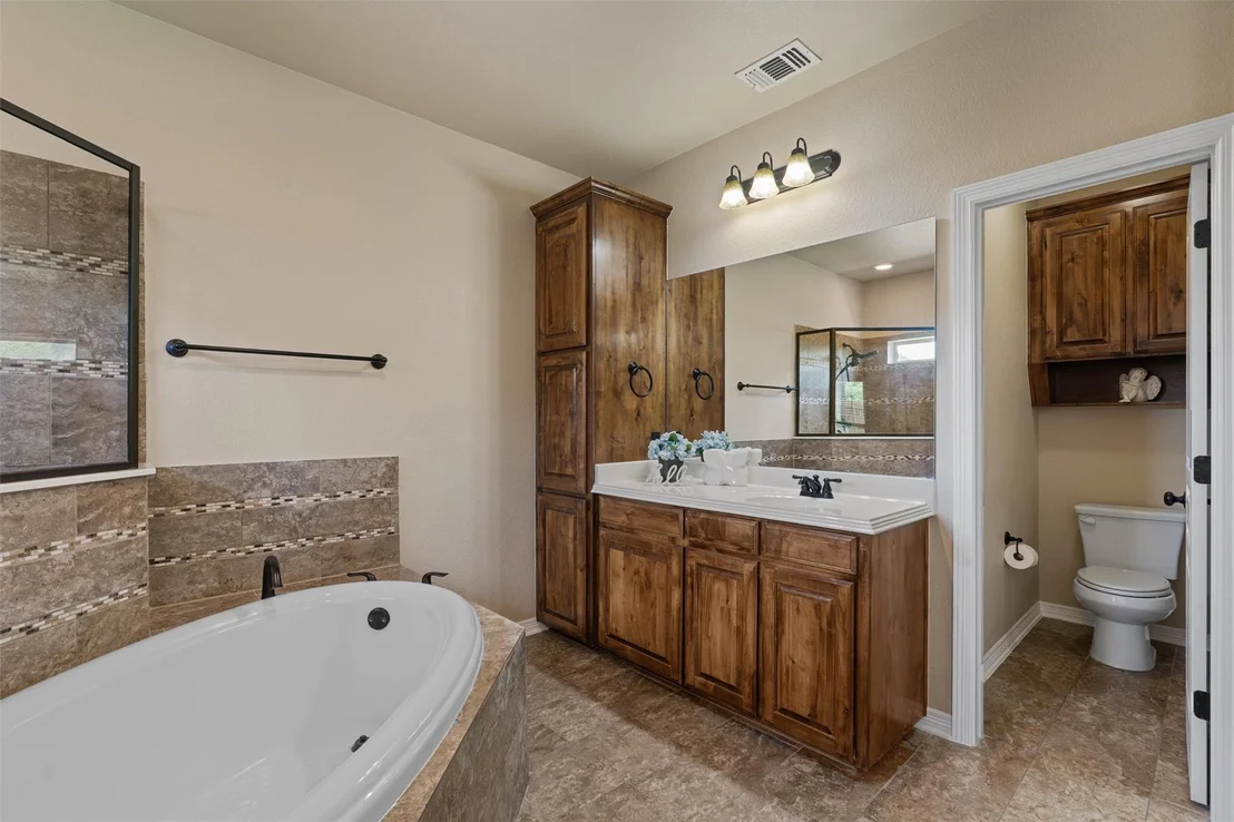 Photo of 3316 Wildcatter CV
