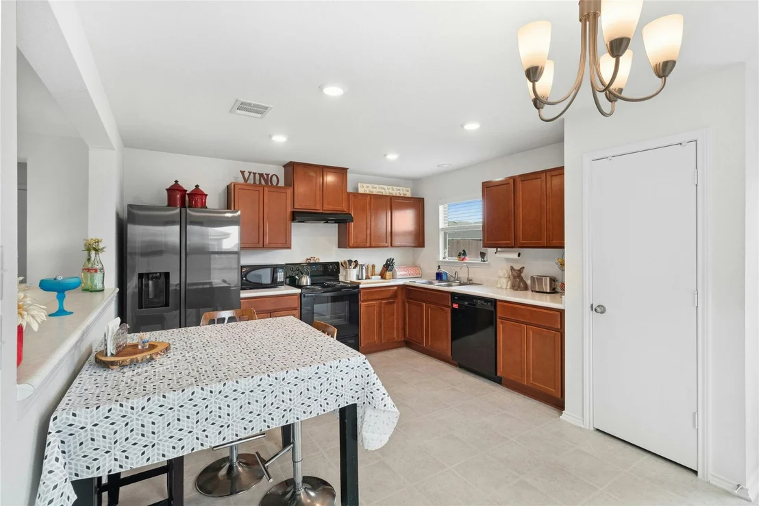 Photo of 117 Schuylerville DR