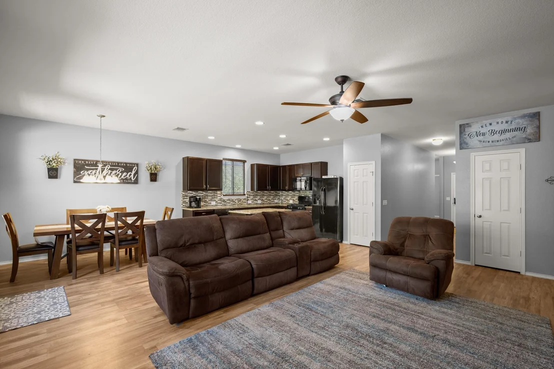 Photo of 15204 Guffey DR