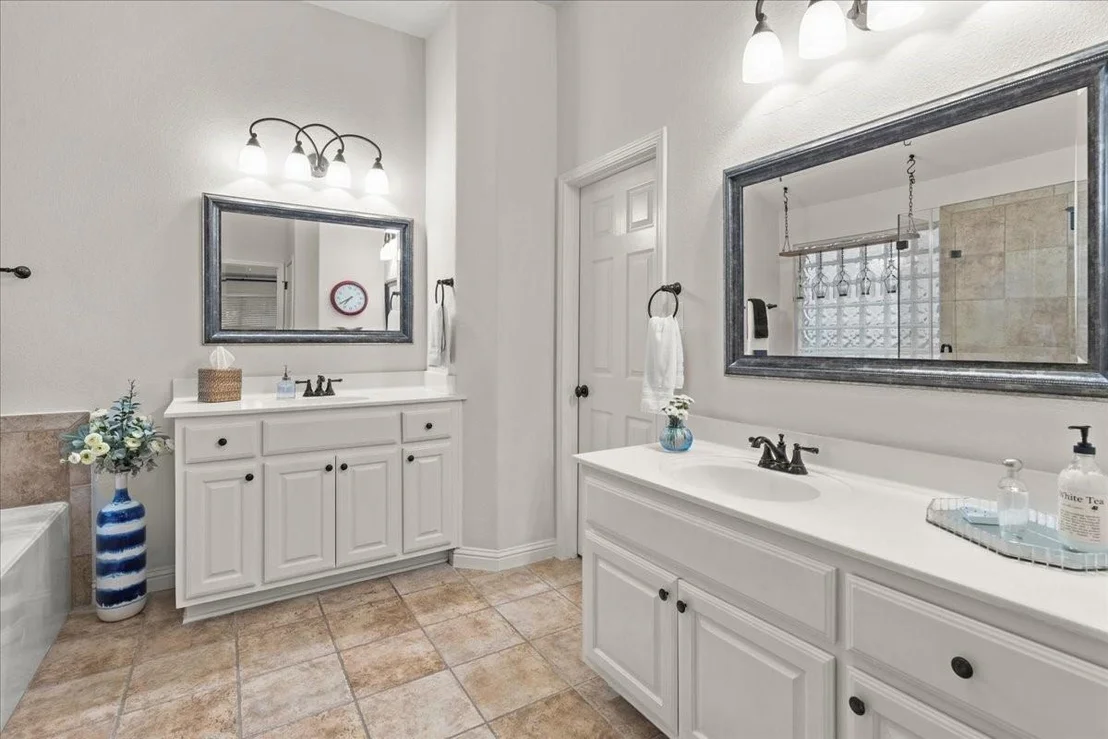 Photo of 843 Zappa DR