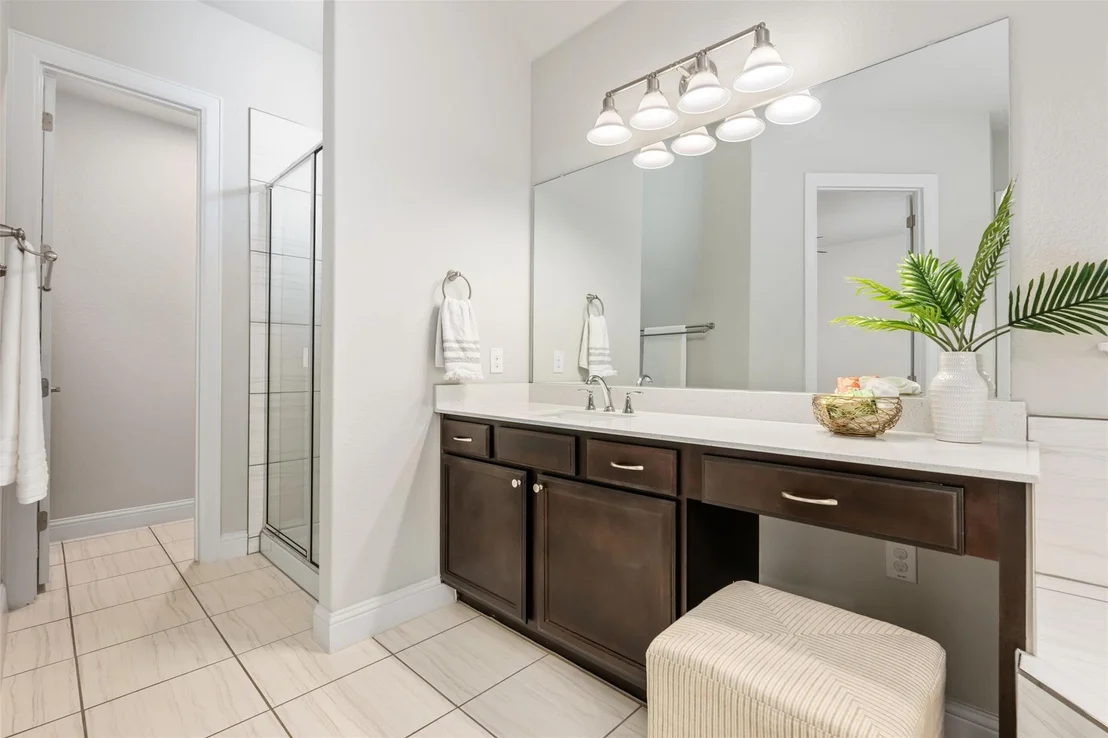 Photo of 2108 Ambling TRL