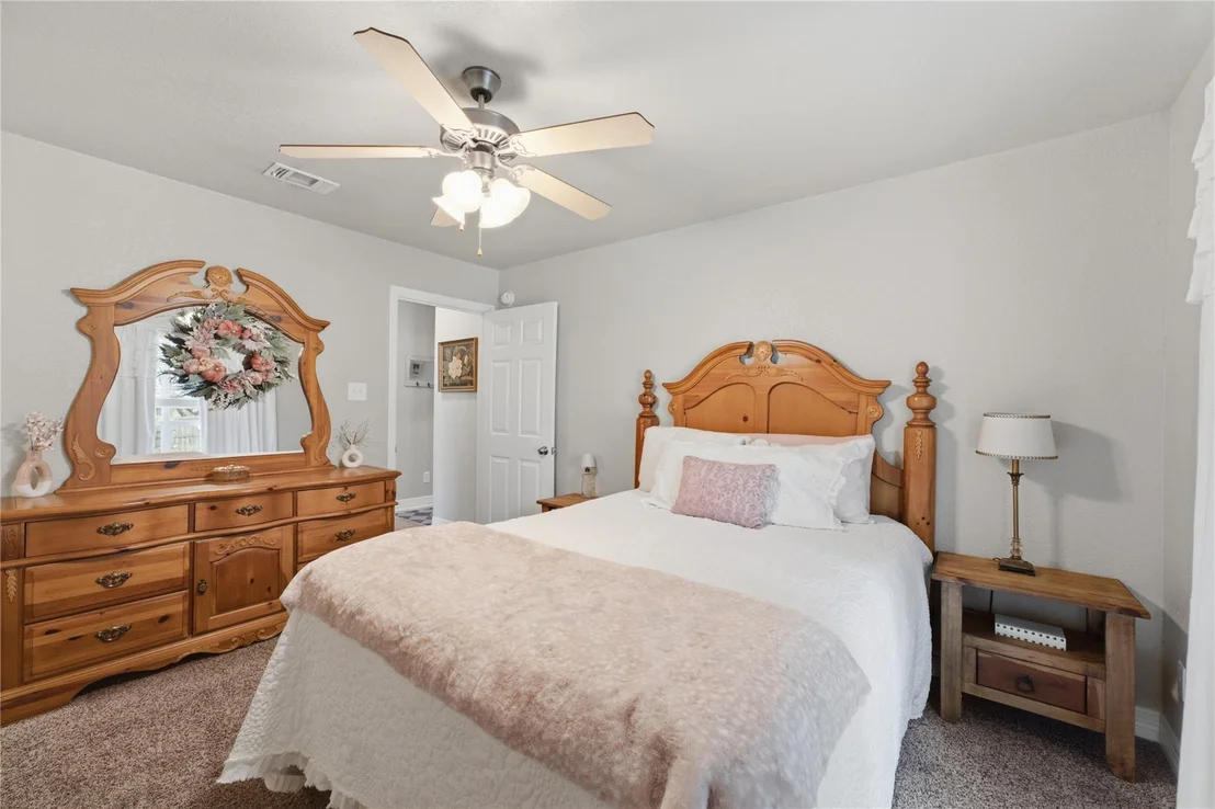 Photo of 302 Wrought Iron DR