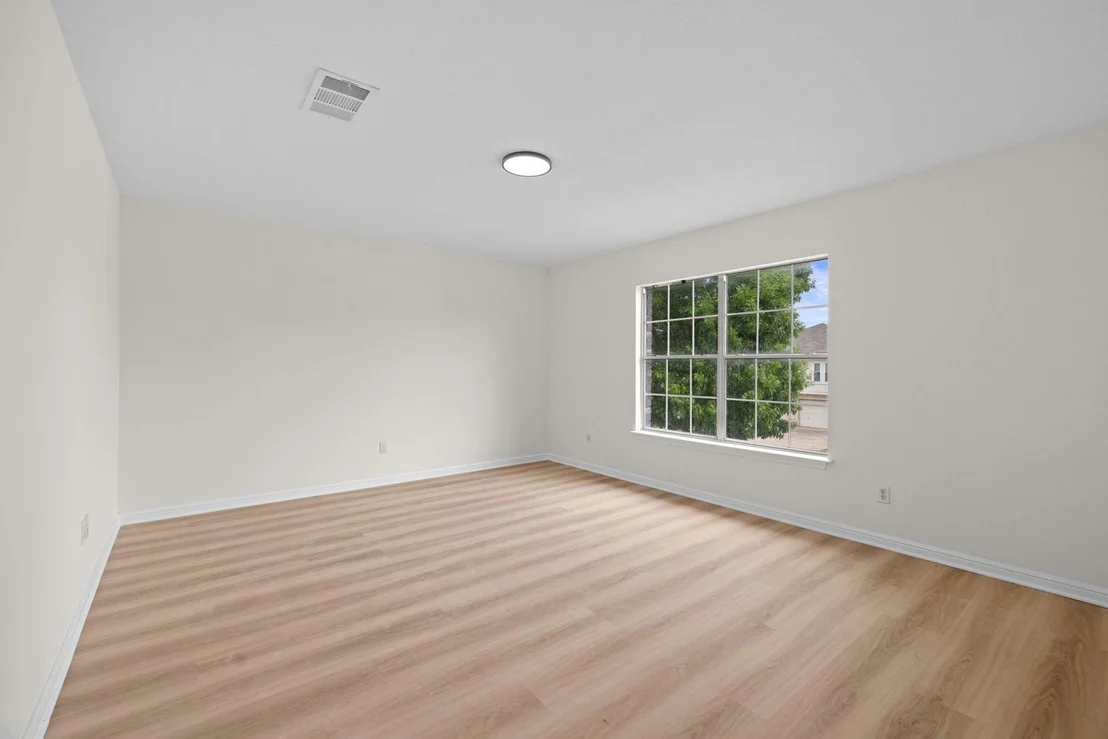 Photo of 1181 Forest Bluff TRL