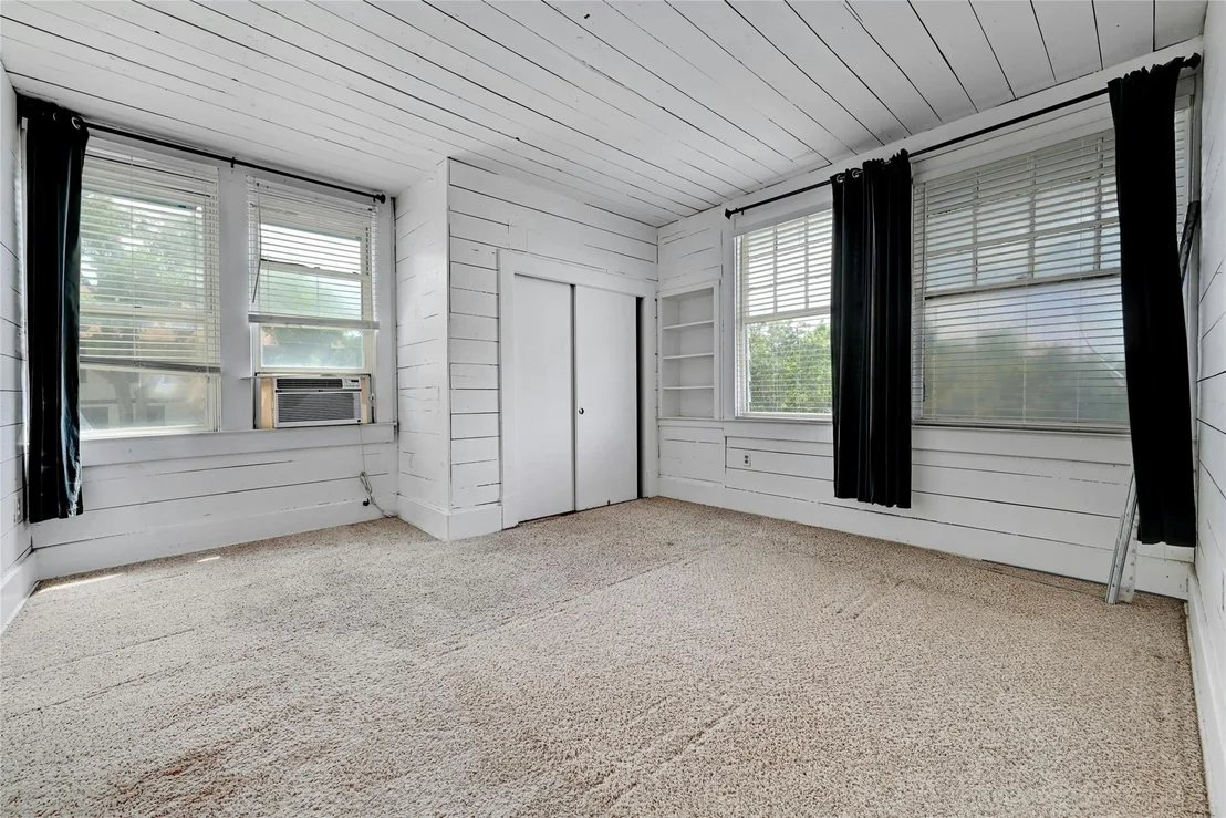 Photo of 1109 Travis Height BLVD