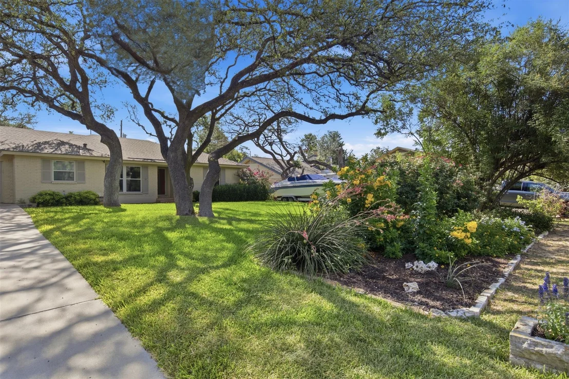 Photo of 13523 Briar Hollow DR