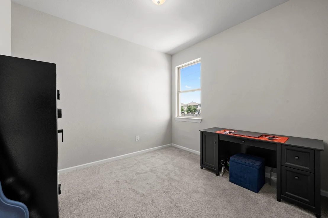 Photo of 328 Triumph RD