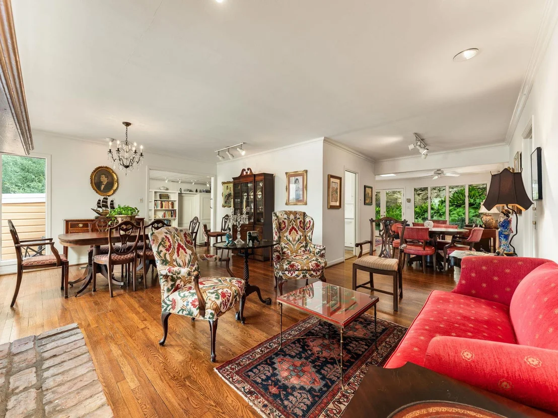 Photo of 2205 Scenic DR