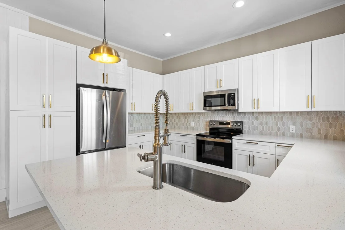 Photo of 1501 Beaver LN