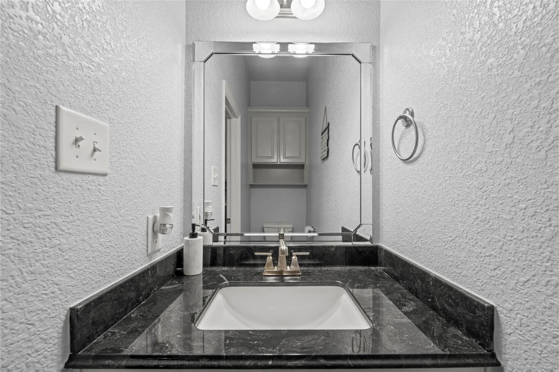 Photo of 4906 Deerwood LOOP