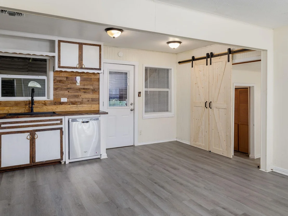 Photo of 113 Circle DR
