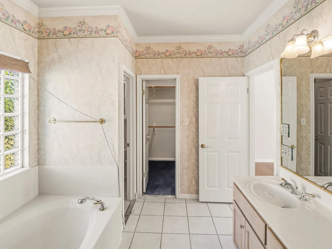 Photo of 20607 Highland Lake LOOP