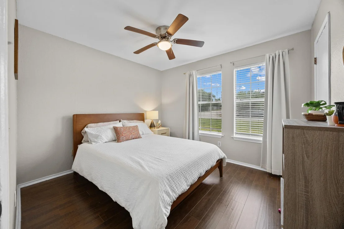 Photo of 1006 Edgerly LN