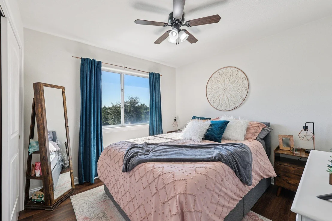 Photo of 840 Scenic CIR