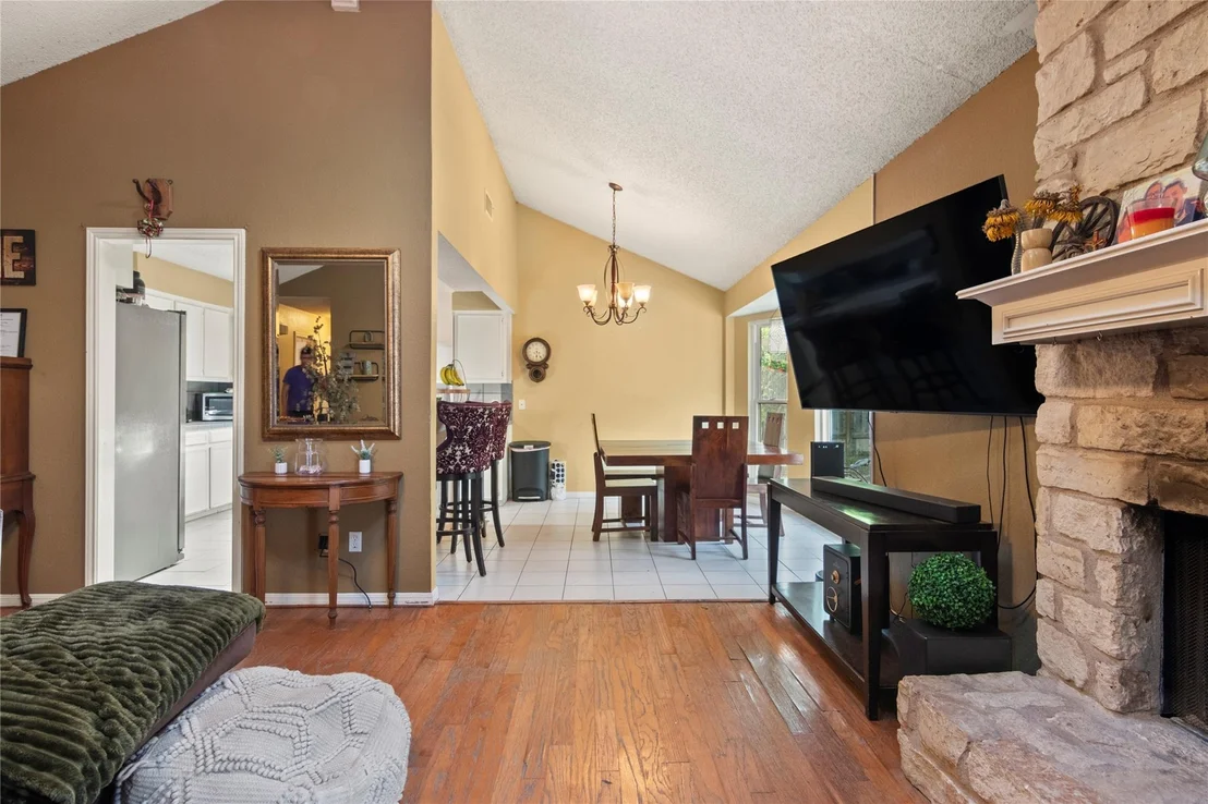 Photo of 9702 Westward DR