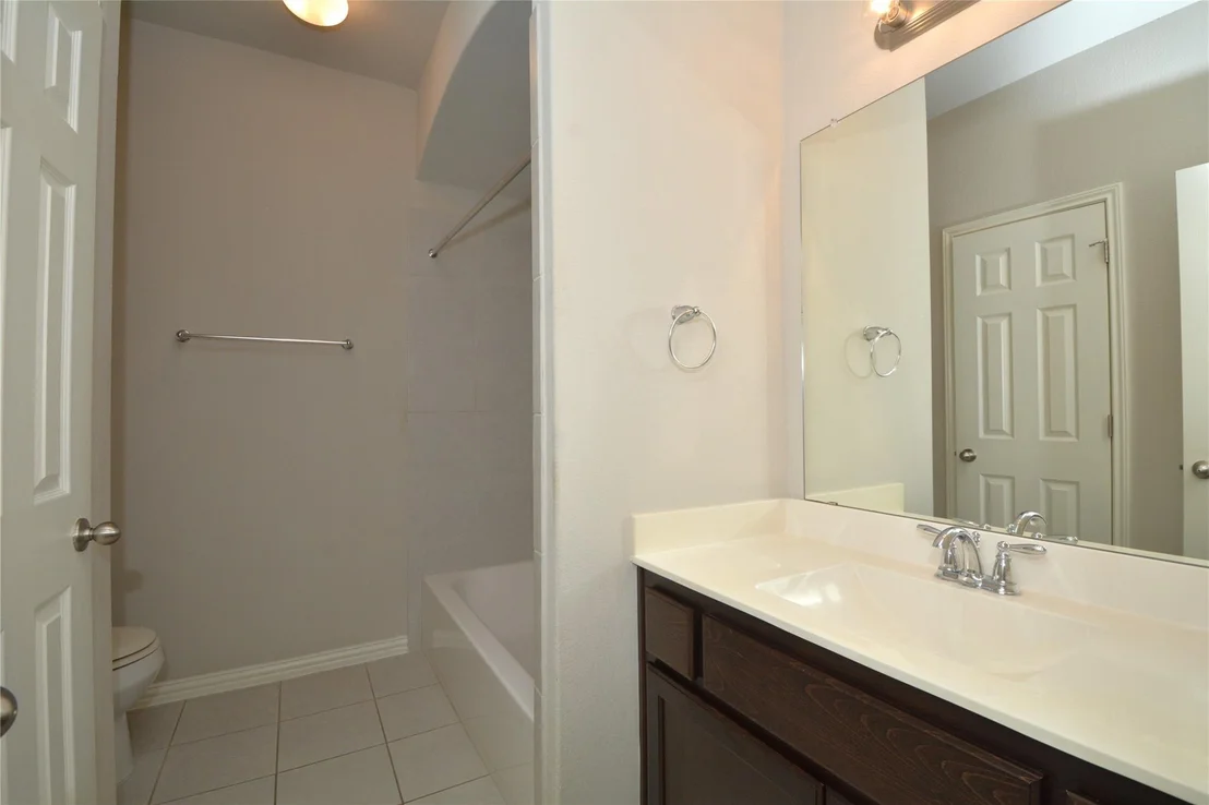 Photo of 142 Venice CV