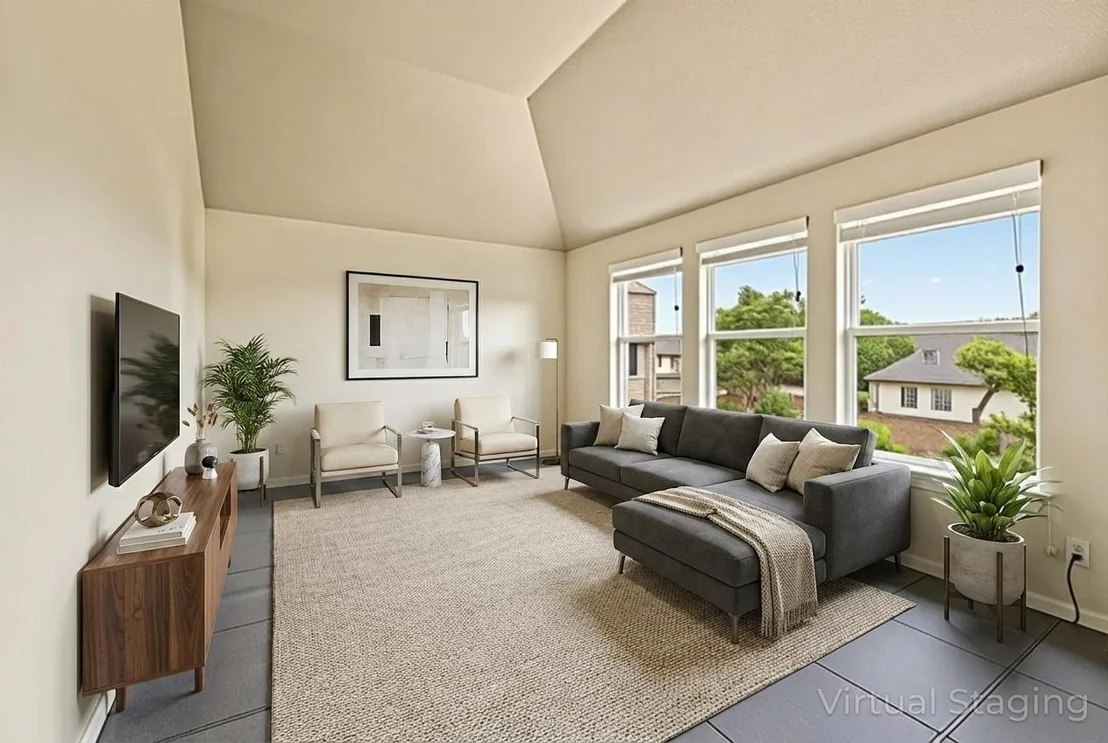 Photo of 100 S Ridge CIR