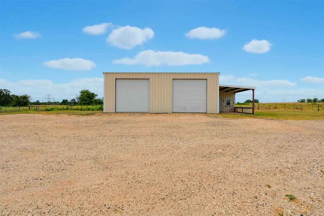 Photo of 4493 County Road 304