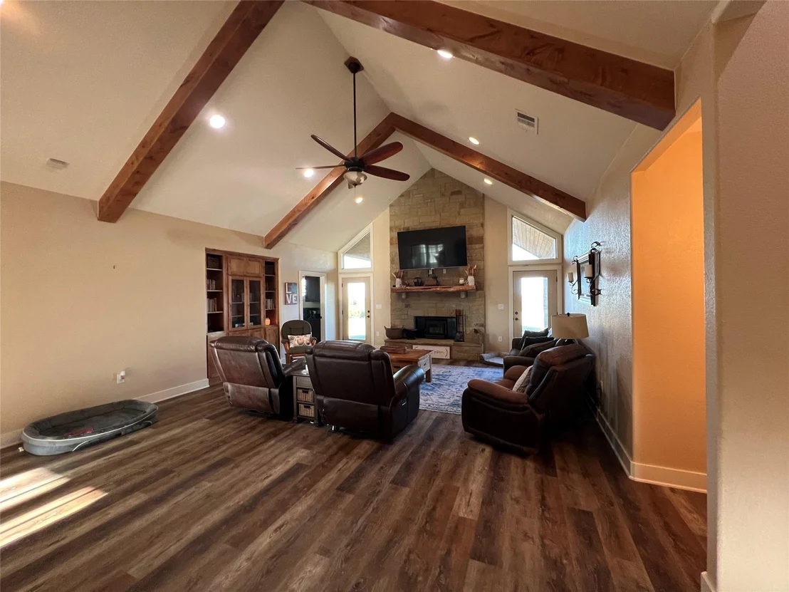 Photo of 4601 County Road 202