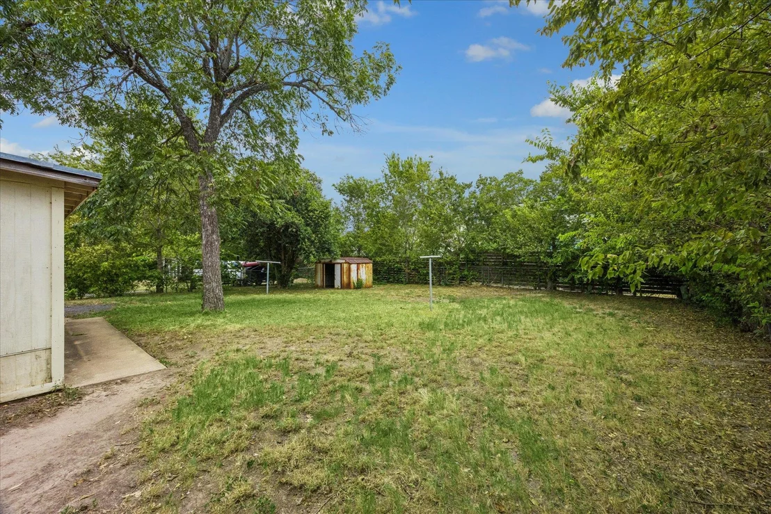Photo of 402 Bramble DR
