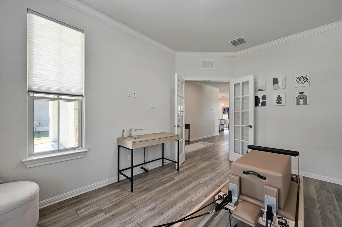 Photo of 468 Purple Heart DR