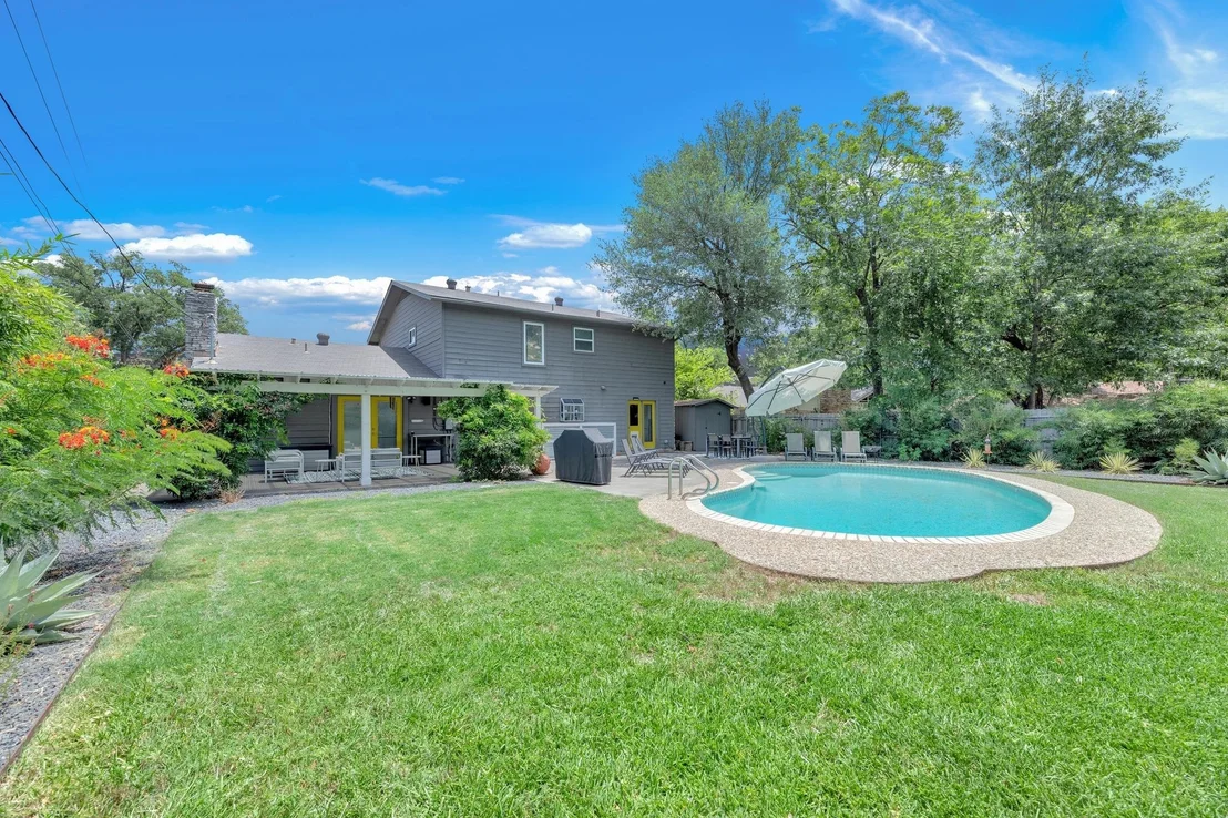 Photo of 6802 Pioneer PL