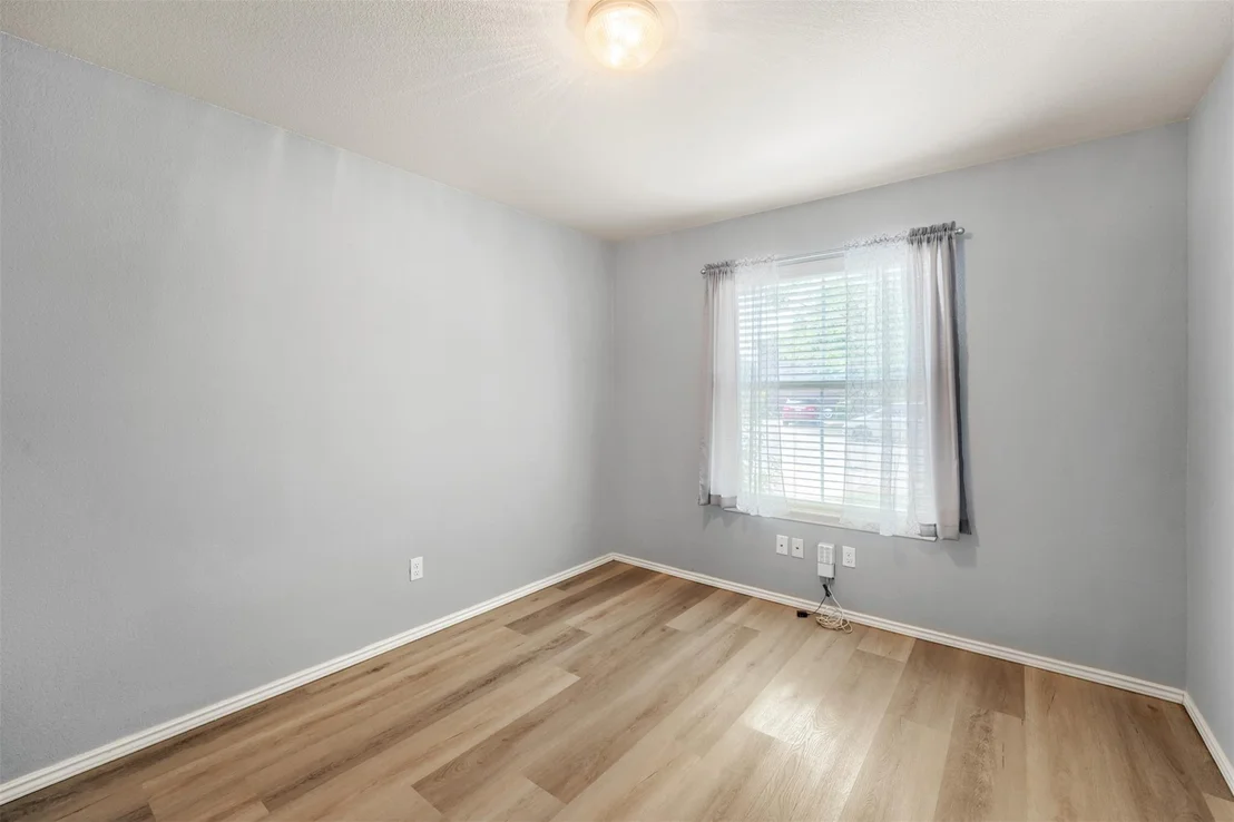 Photo of 13200 Ring DR
