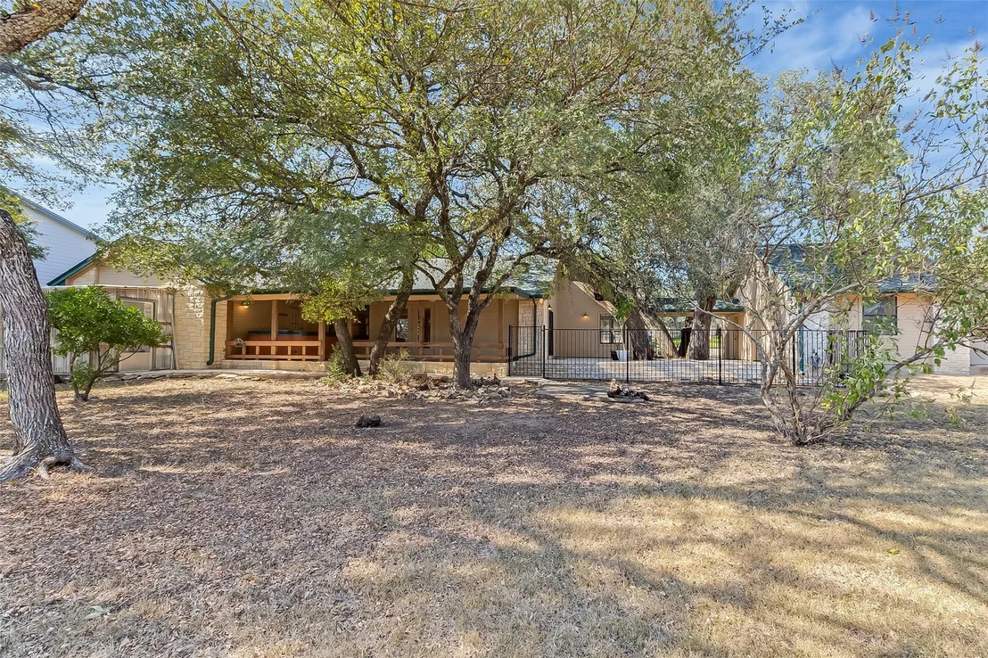 Photo of 309 Delaware Springs BLVD