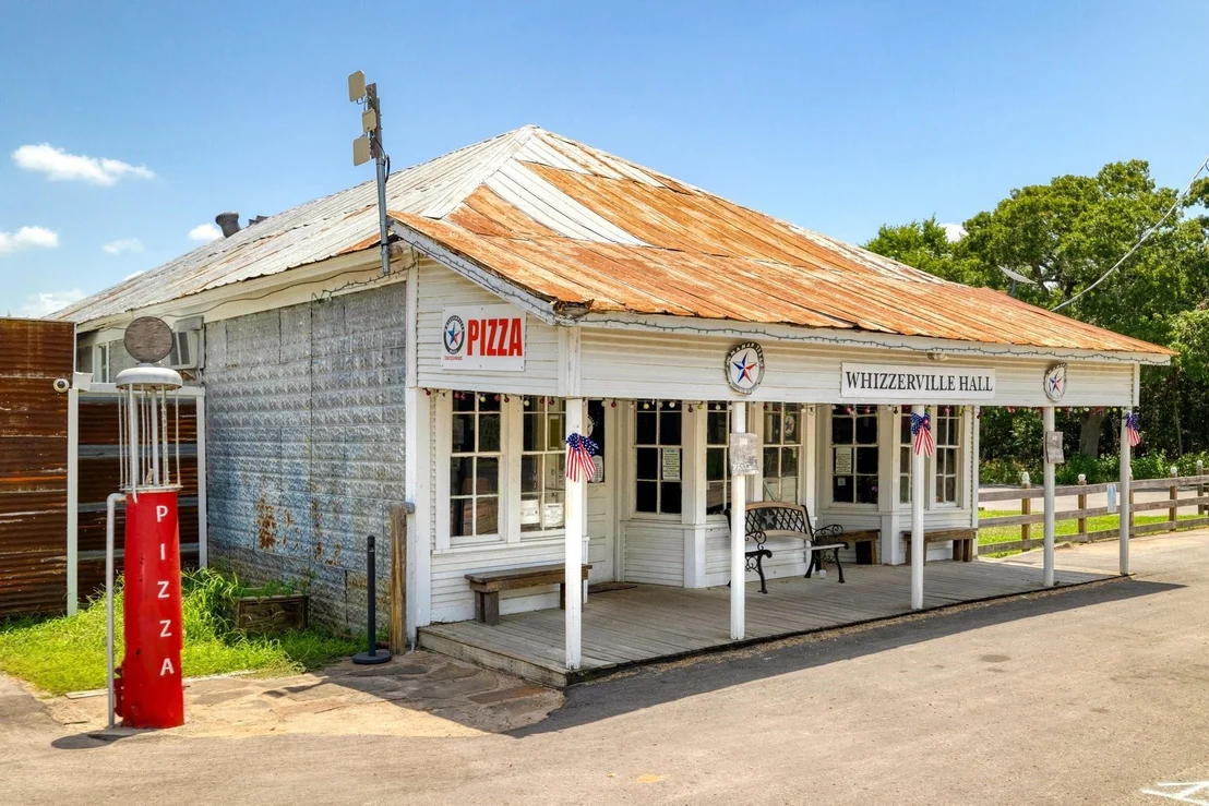 Photo of 691 Ferguson LOOP
