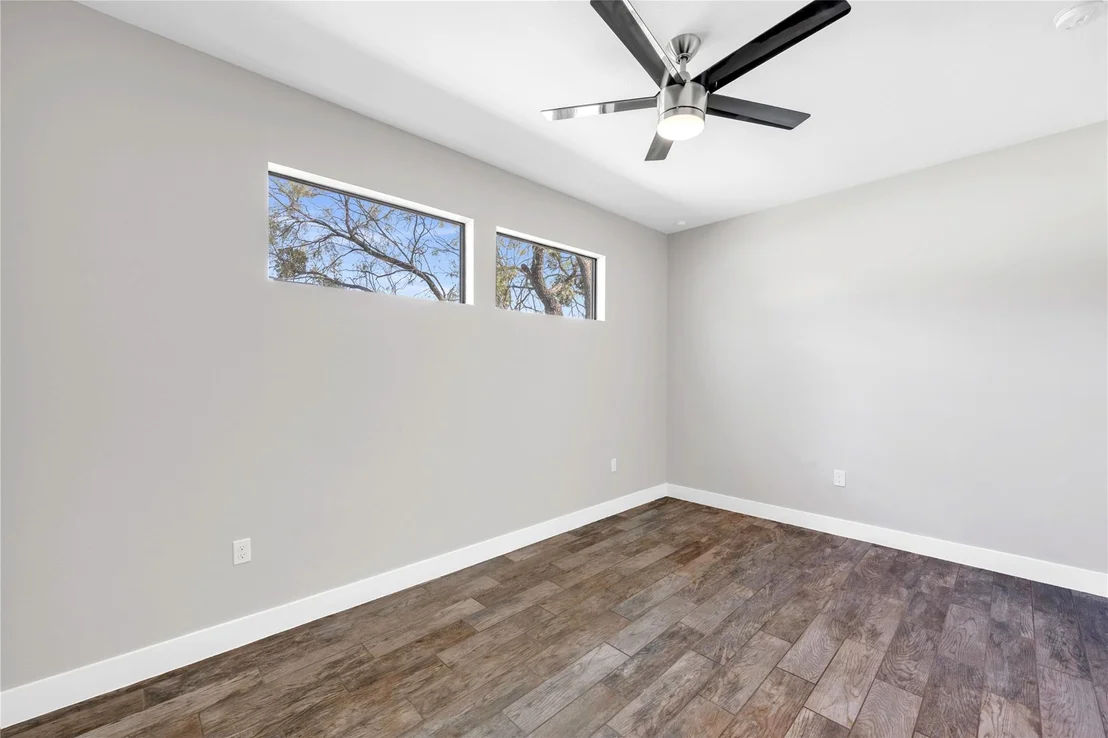 Photo of 3205 Douglas DR