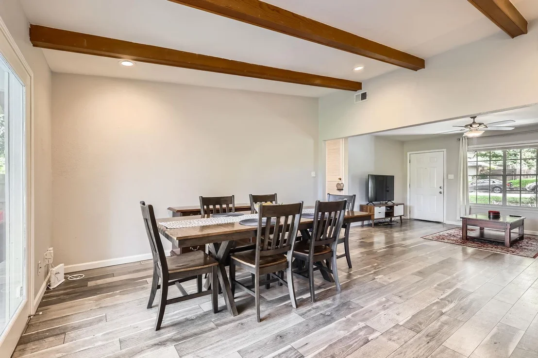 Photo of 906 Hermitage DR