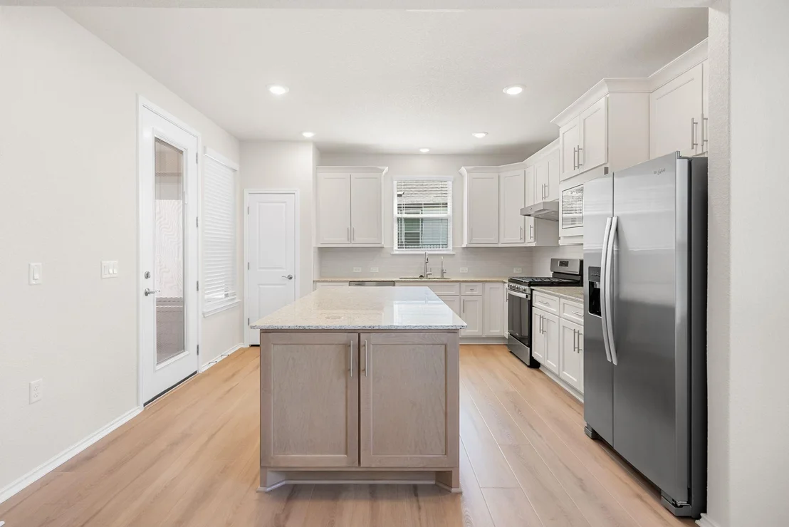 Photo of 120 Cross Bar ST