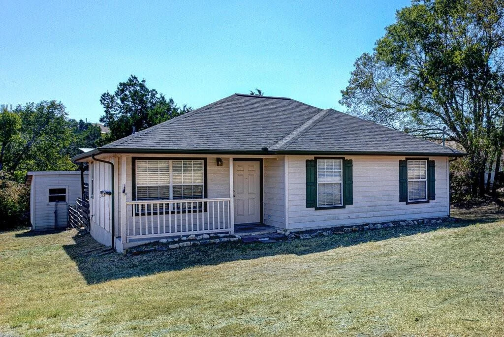 Photo of 930 Panorama DR