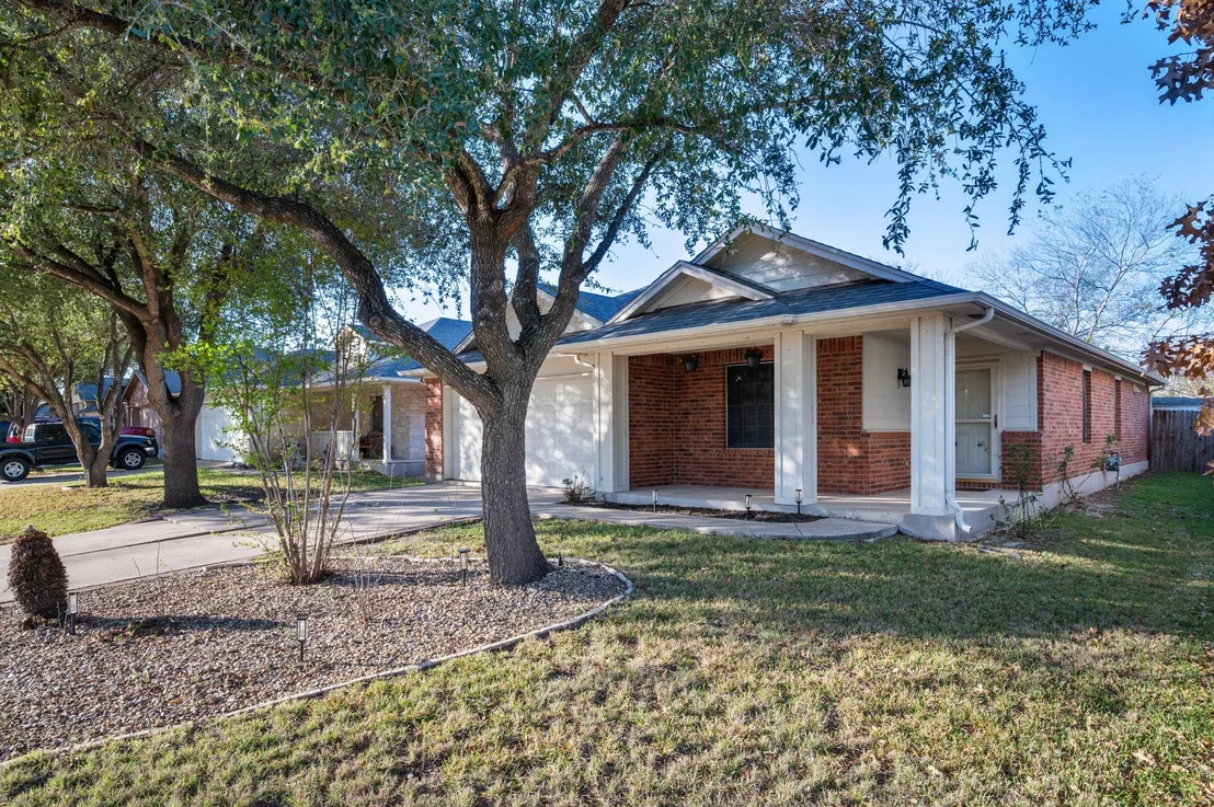 Photo of 6012 Speyside DR