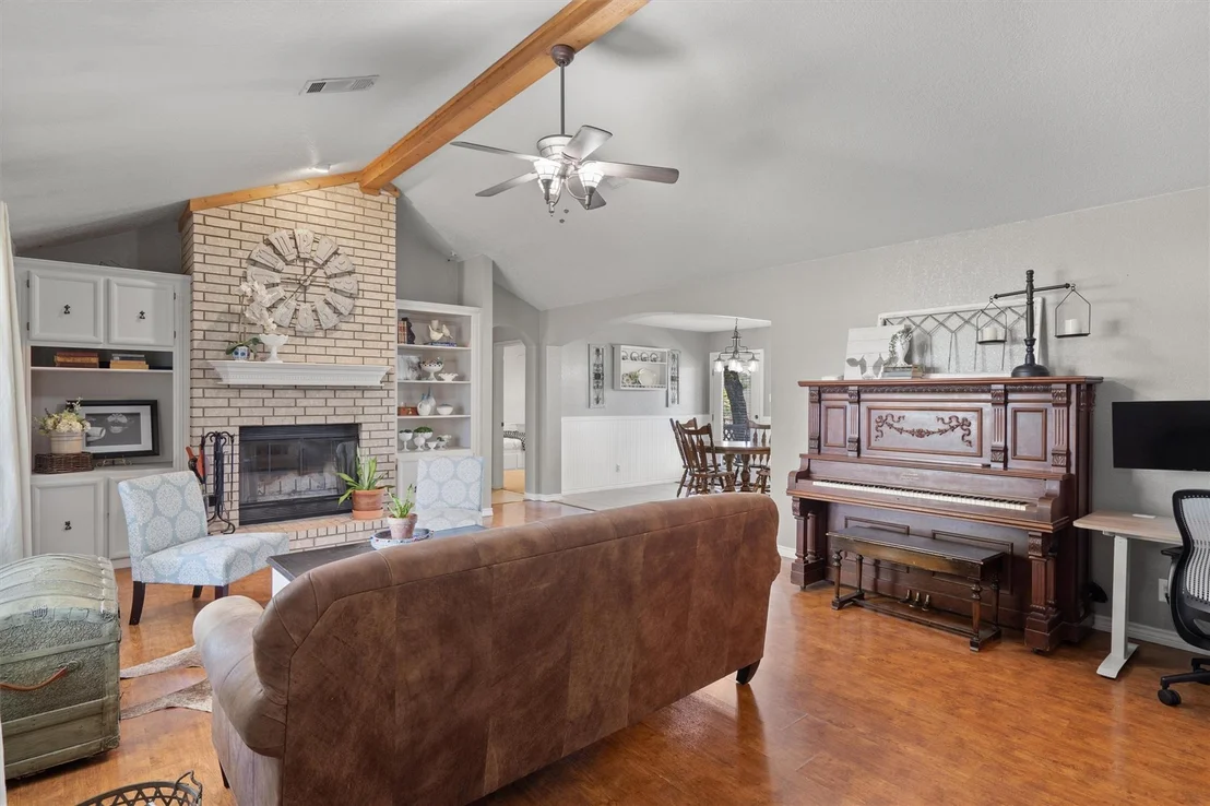 Photo of 349 Seven Ranch RD