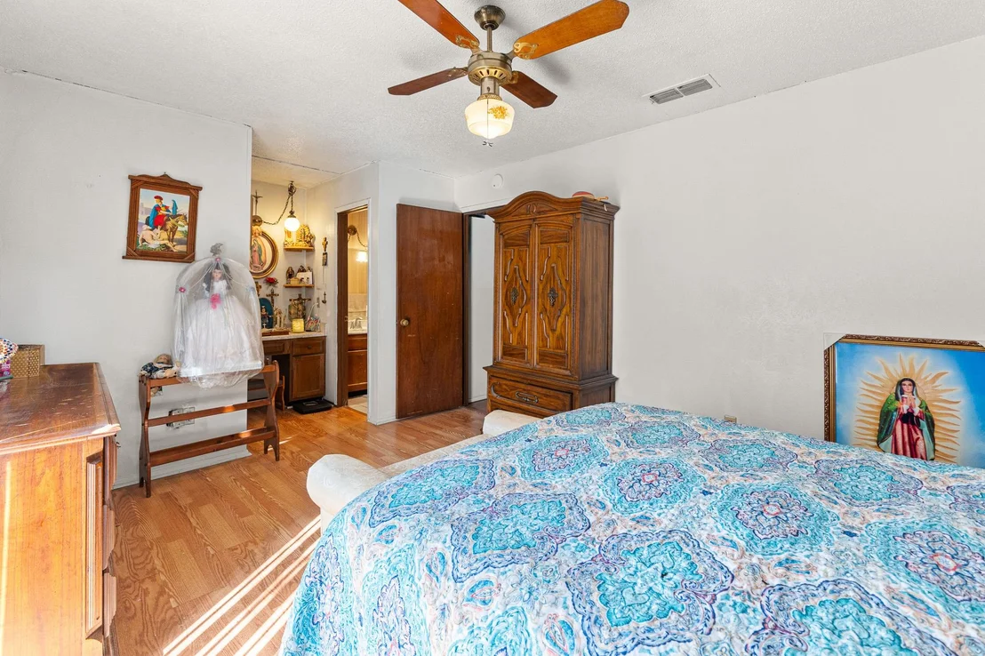 Photo of 2801 SMITH Ave