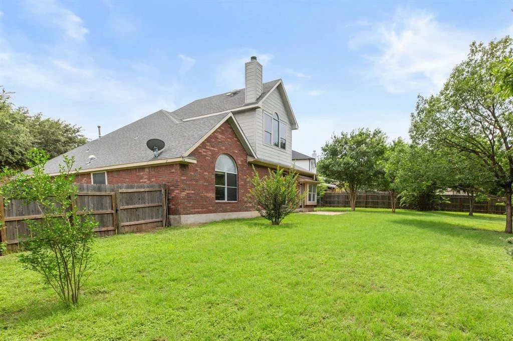 Photo of 406 Bellaire Oaks DR