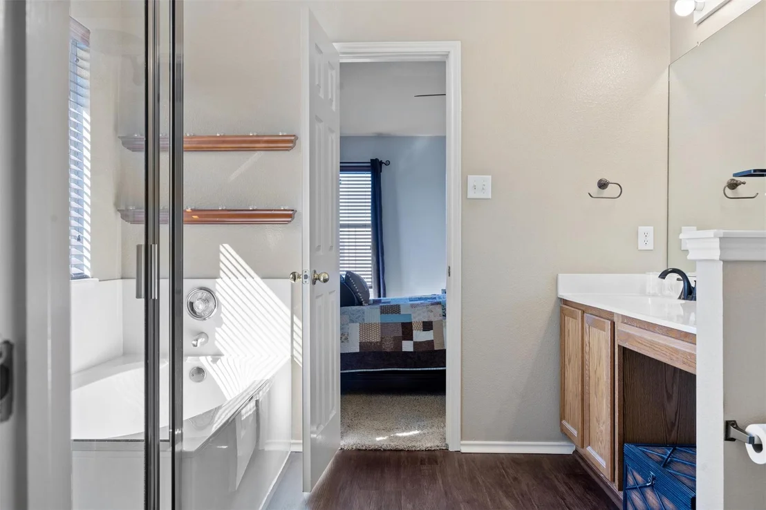 Photo of 1631 Plume Grass PL