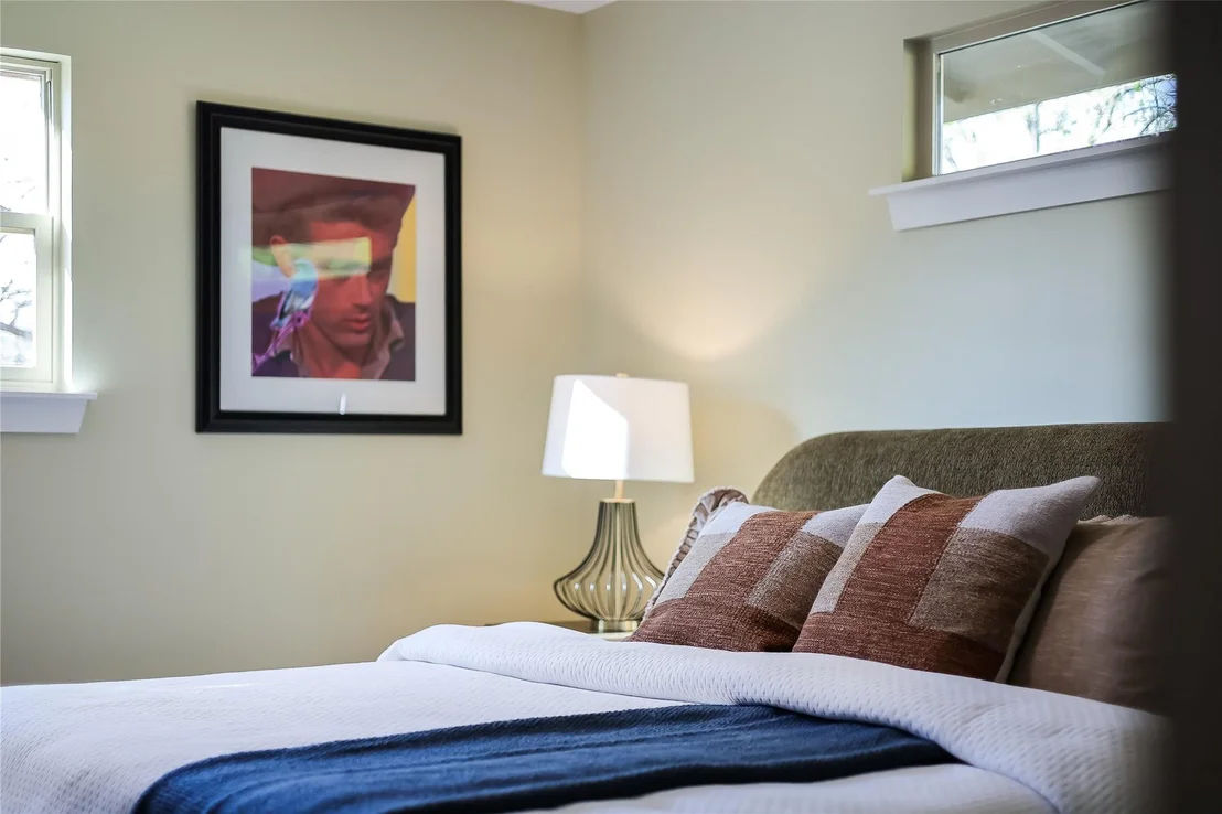 Photo of 2504 Deerfoot TRL