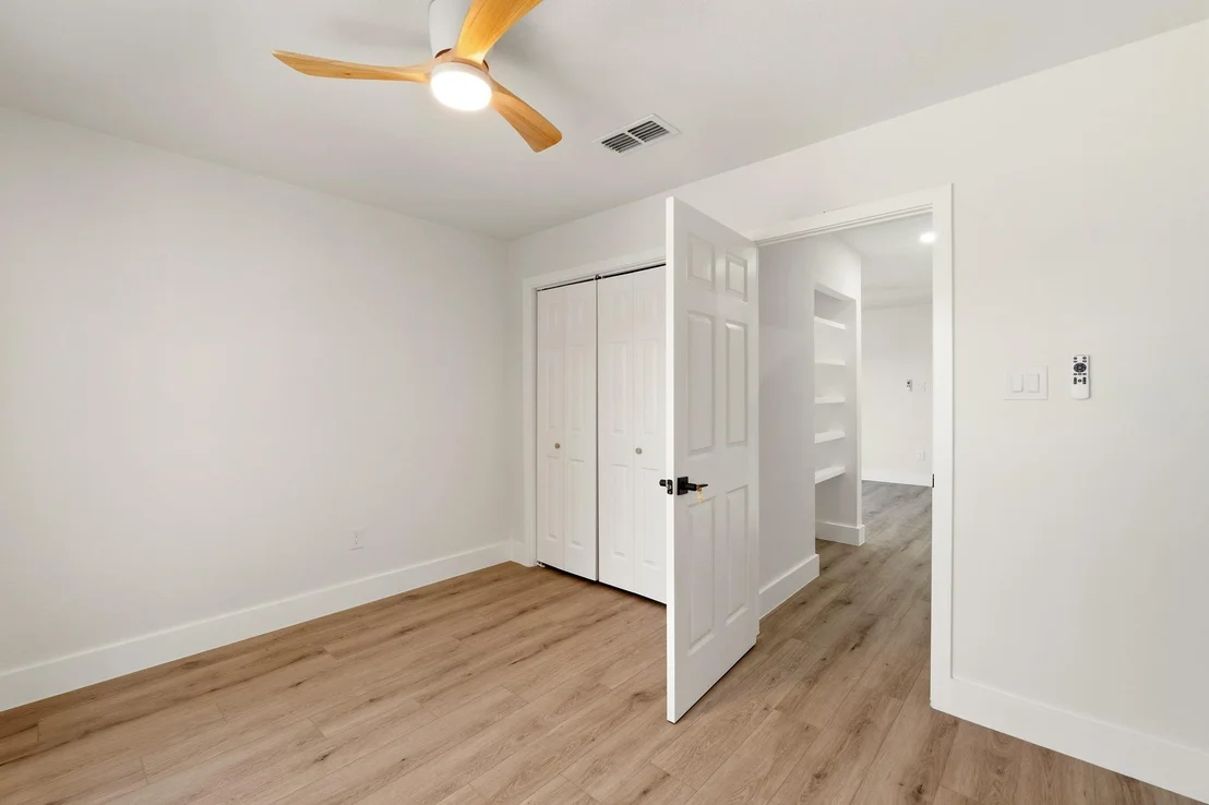 Photo of 903 Potomac PATH