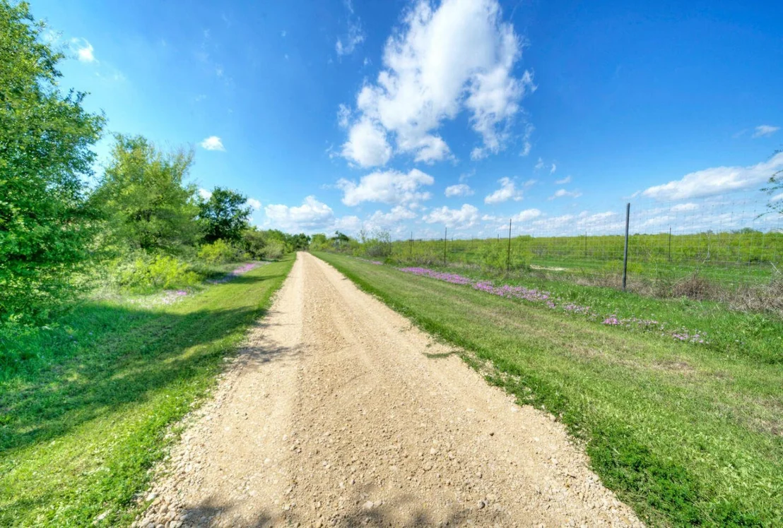 Photo of 4201 County Road 463