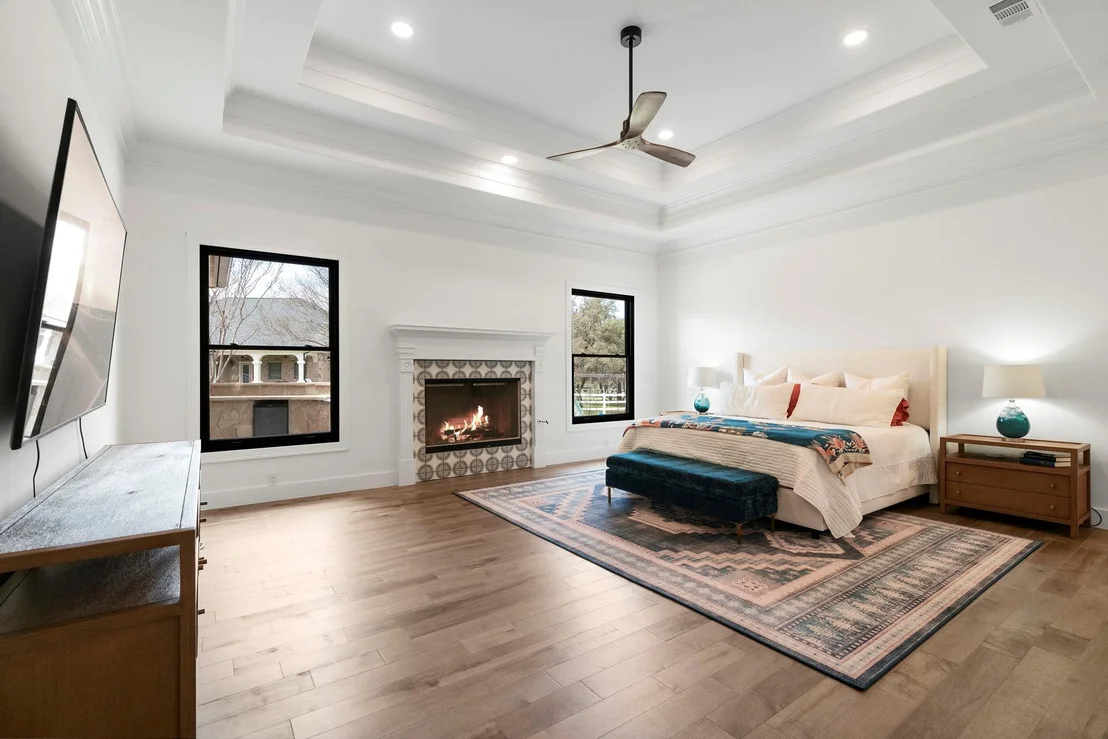 Photo of 551 Pemberton WAY