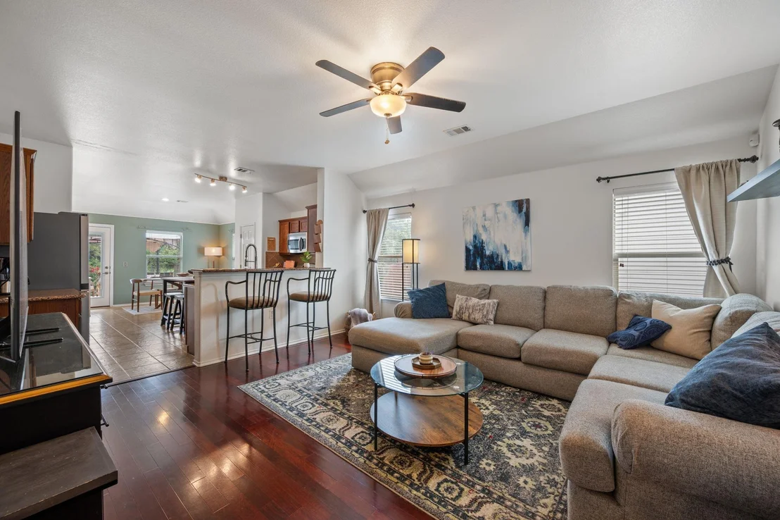 Photo of 10304 Lone Pine LN