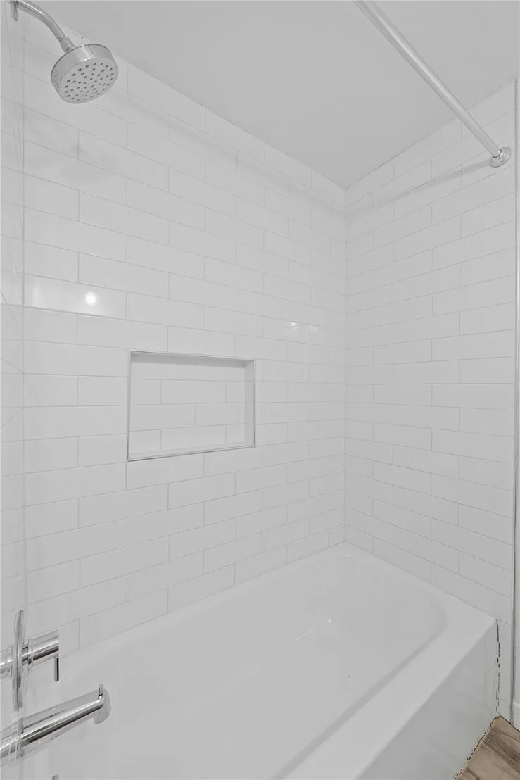 Photo of 5006 Westfield DR