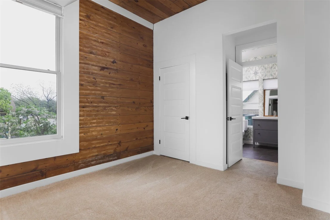 Photo of 701 Highland Ave