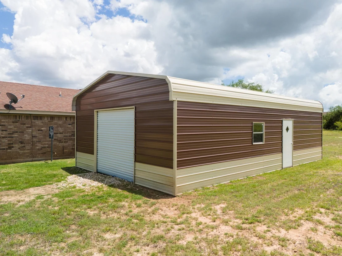 Photo of 6060 County Road 3300