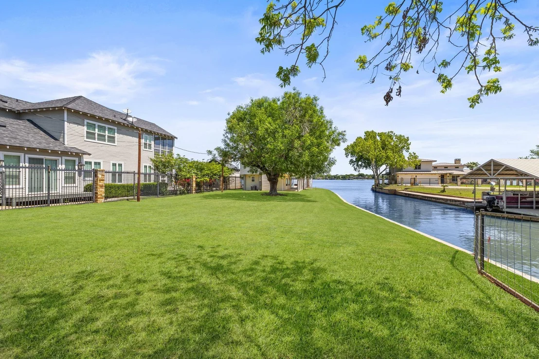Photo of 515 Circle DR