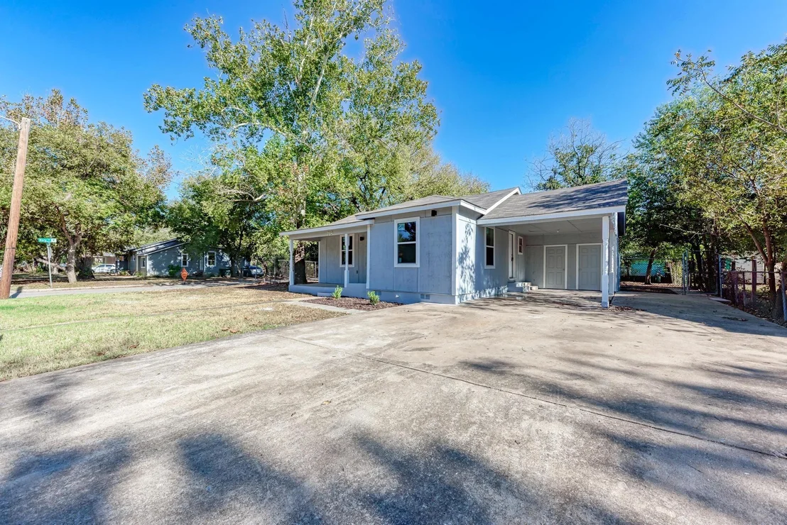 Photo of 718 Barbara DR