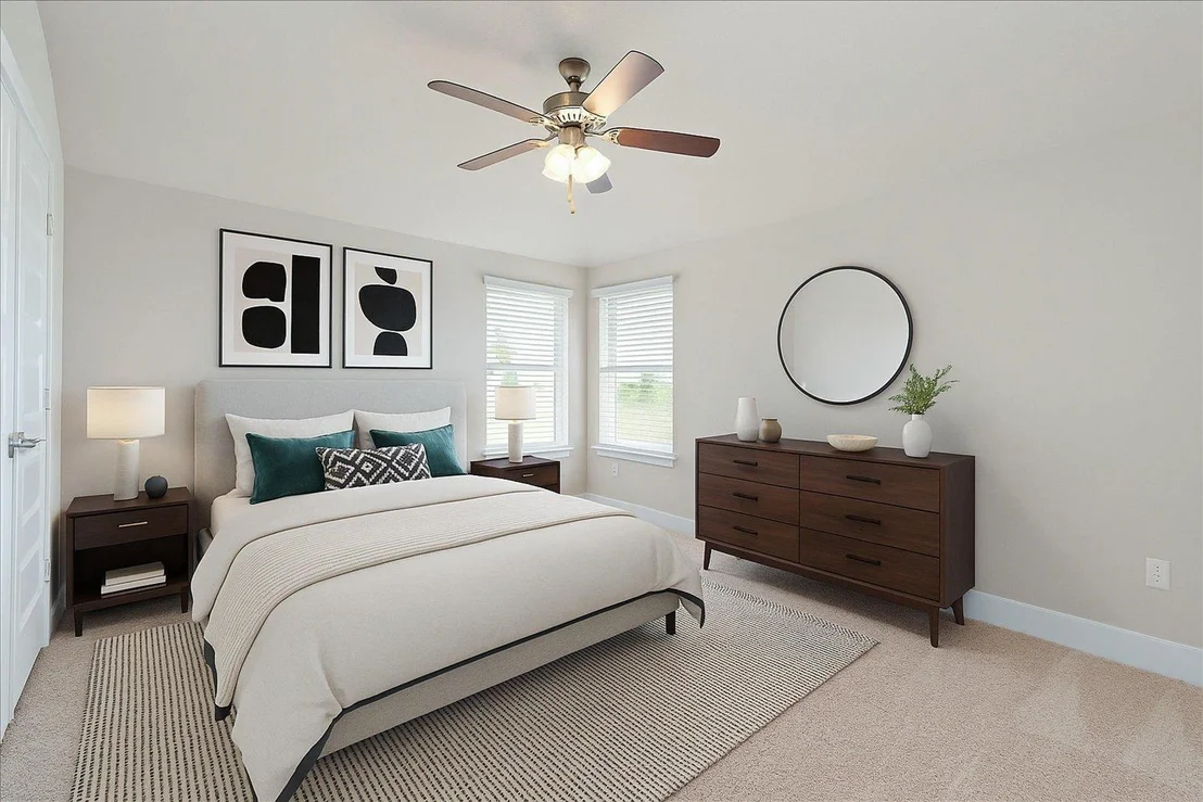 Photo of Unit 4 at 9305 McKnight LOOP