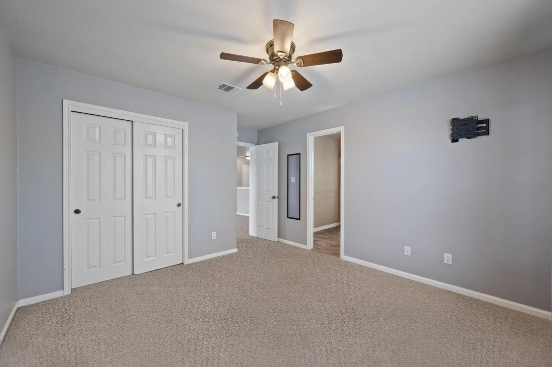 Photo of 304 Gainer DR